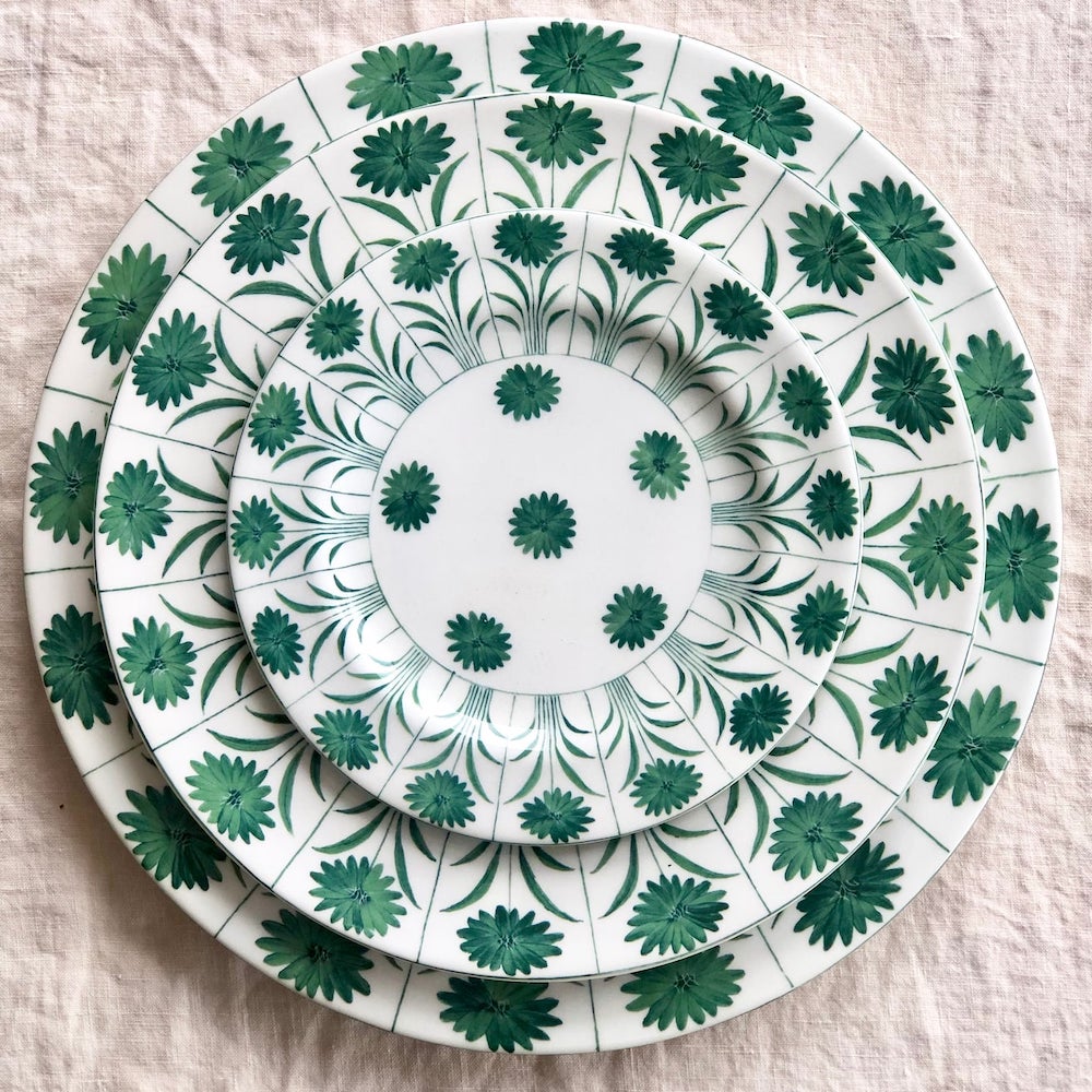 Daisy Plate - 3 Colors - Image 3