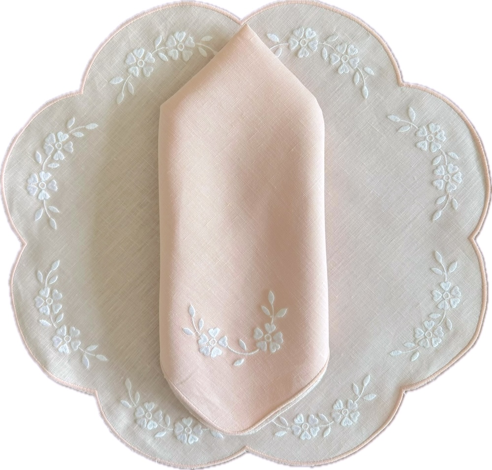 Petal Placemat via Quintessence