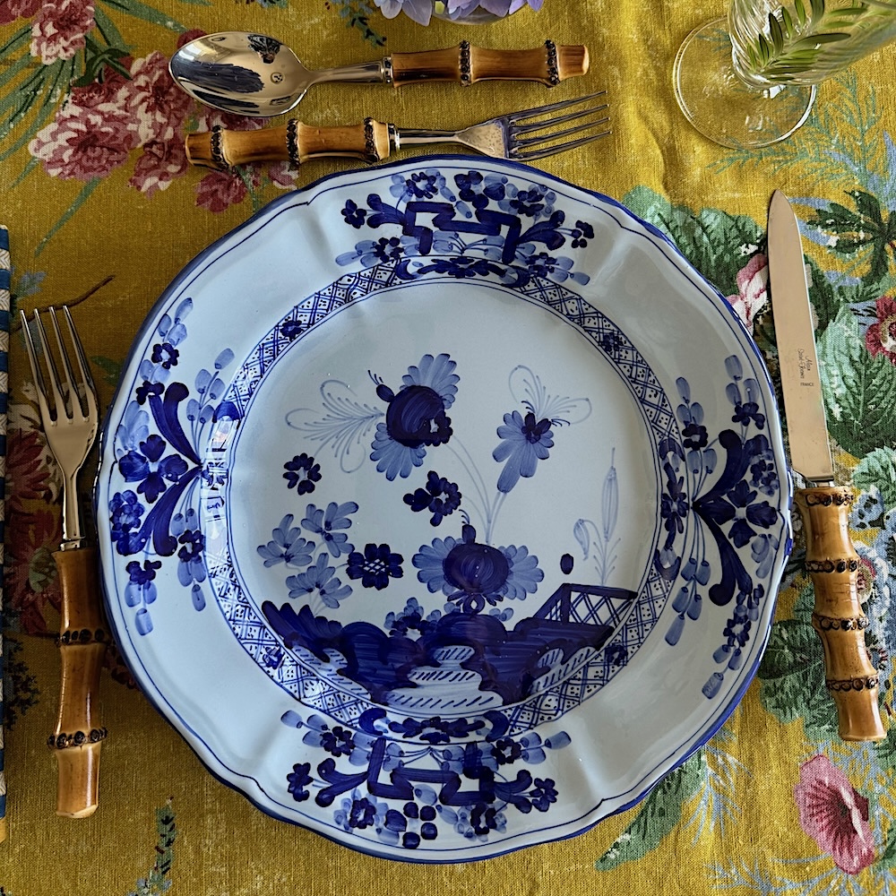 blue carnation via Quintessence