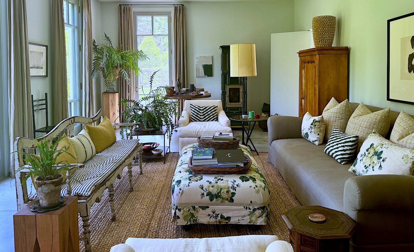 At Home with Dee Salomon via Quintessence