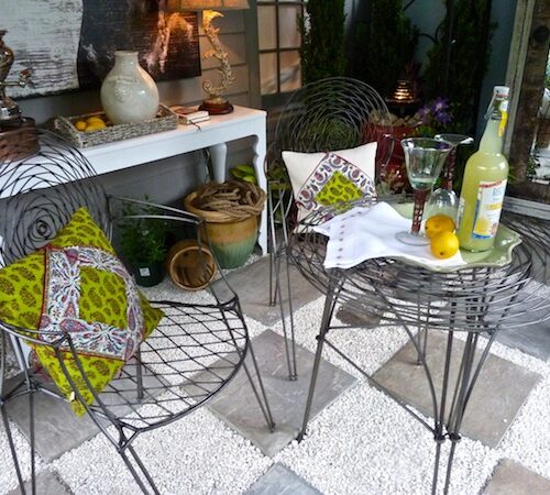 Soudi Amini garden table
